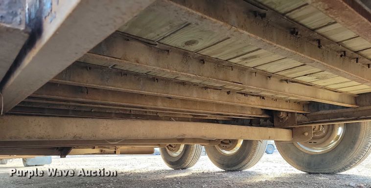 image for item EA2843 2015 PJ tilt deck utility trailer