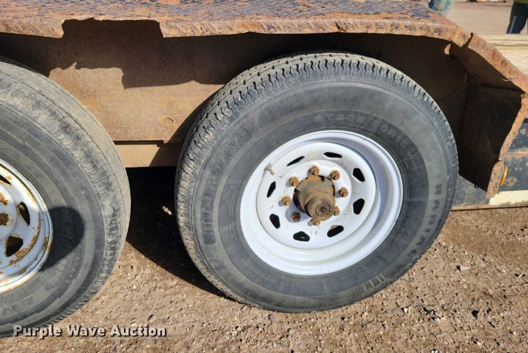 image for item EA2843 2015 PJ tilt deck utility trailer