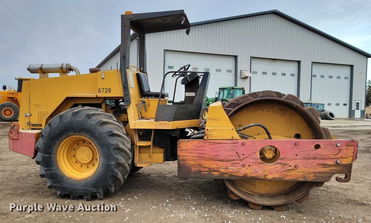 image for item EA2849 1990 DynaPac CA251D single drum vibratory roller