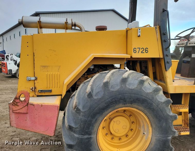 image for item EA2849 1990 DynaPac CA251D single drum vibratory roller