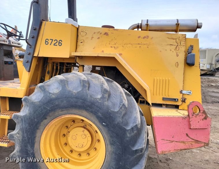 image for item EA2849 1990 DynaPac CA251D single drum vibratory roller