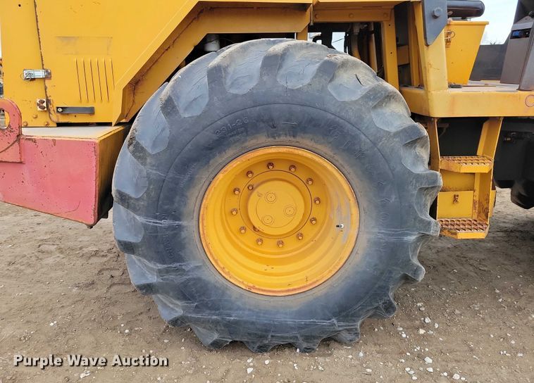 image for item EA2849 1990 DynaPac CA251D single drum vibratory roller