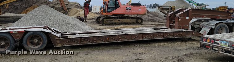 image for item EA2852 1990 Trail King TK100DG lowboy equipment trailer