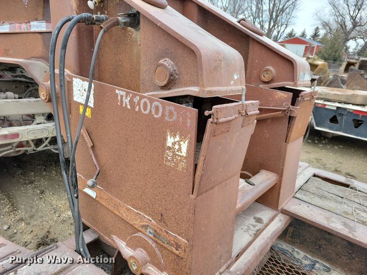 image for item EA2852 1990 Trail King TK100DG lowboy equipment trailer