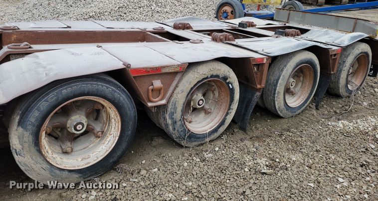 image for item EA2852 1990 Trail King TK100DG lowboy equipment trailer