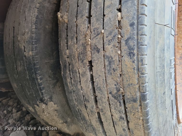 image for item EA2852 1990 Trail King TK100DG lowboy equipment trailer