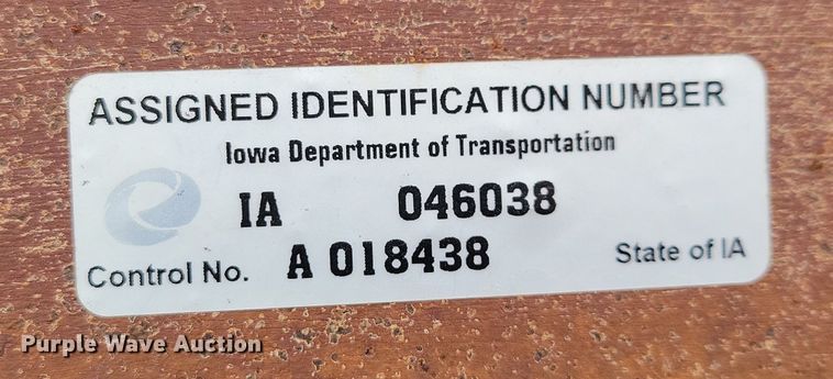 image for item EA2852 1990 Trail King TK100DG lowboy equipment trailer