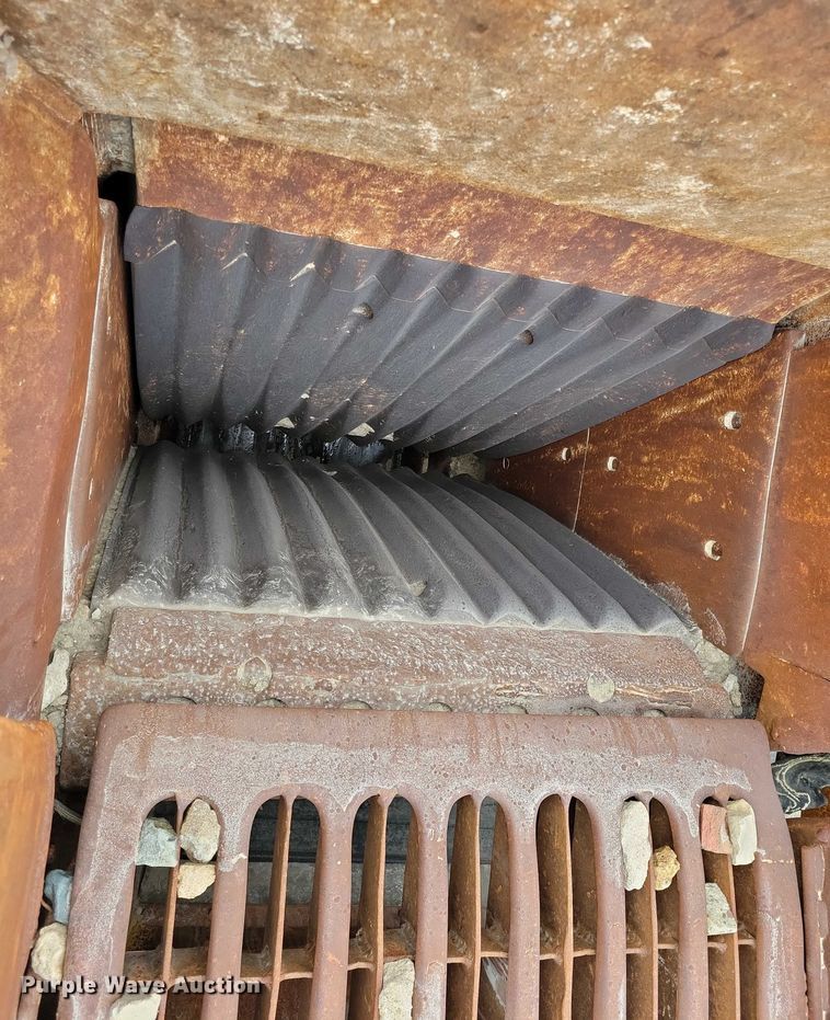 image for item EA2854 2003 Power Crusher PC1055J jaw crusher