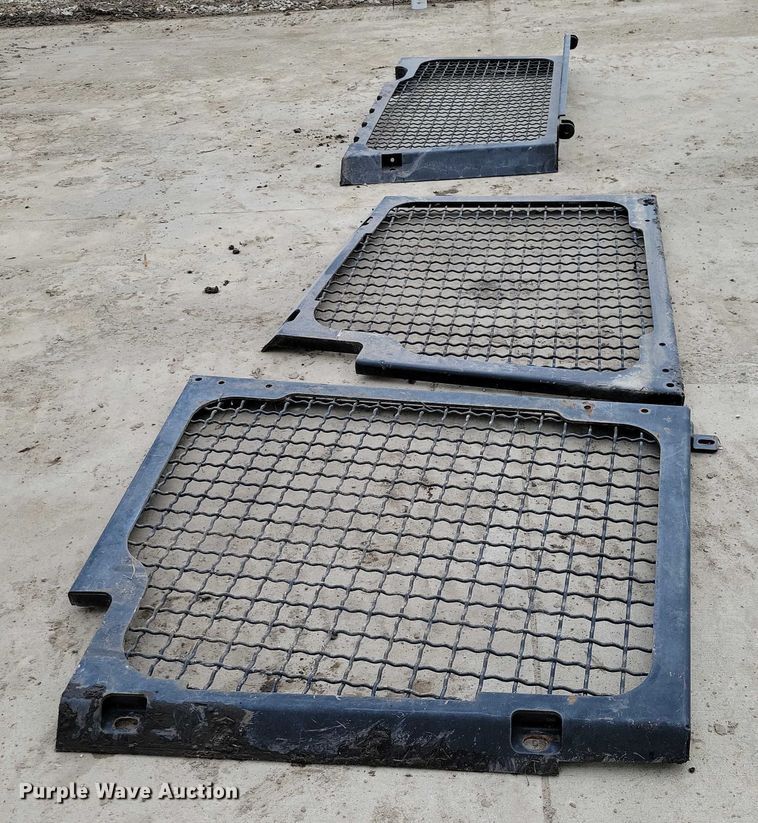 image for item EA2855 Caterpillar D6K cab screens