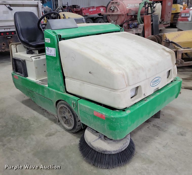image for item EA2858 Tennant sweeper