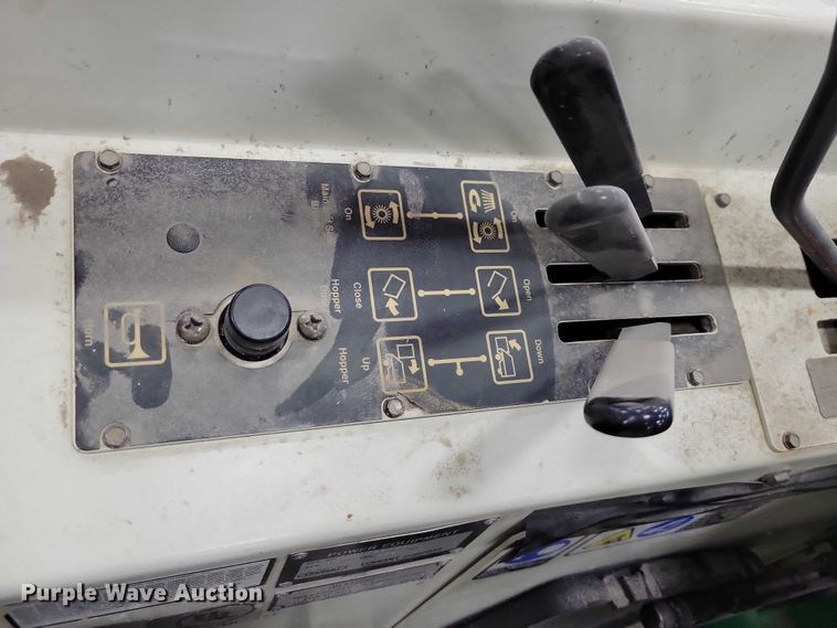 image for item EA2858 Tennant sweeper