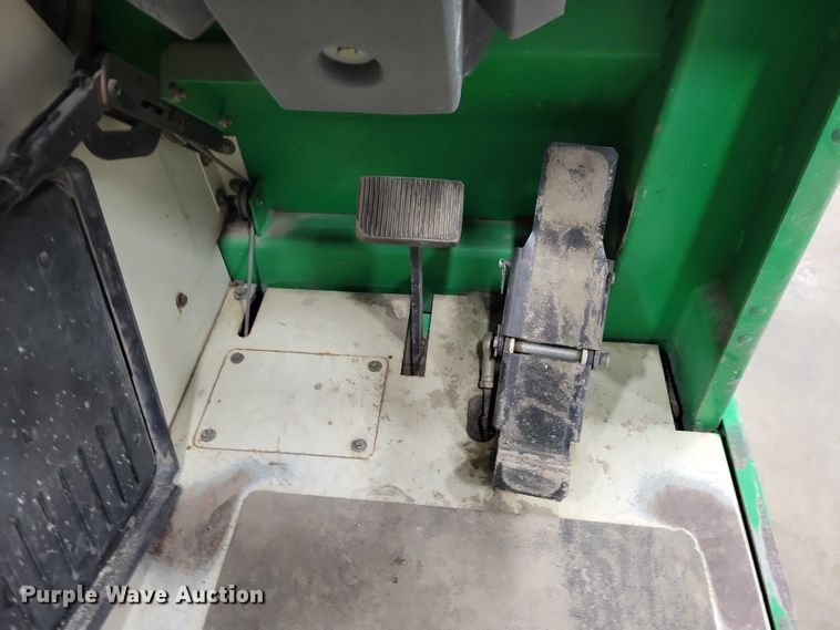 image for item EA2858 Tennant sweeper