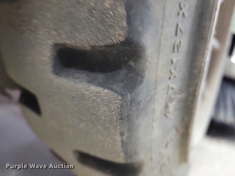 image for item EA2858 Tennant sweeper