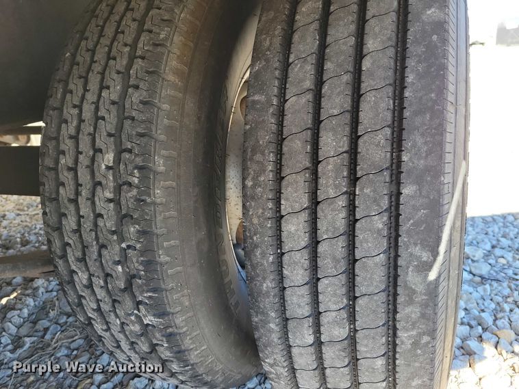 image for item EA2870 2016 Big Tex 22GN HD equipment trailer