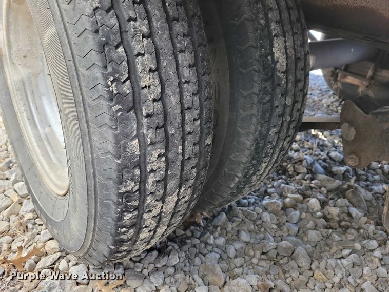 image for item EA2870 2016 Big Tex 22GN HD equipment trailer