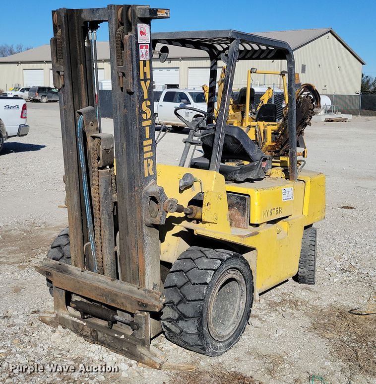 image for item EA2871 Hyster H50XL forklift