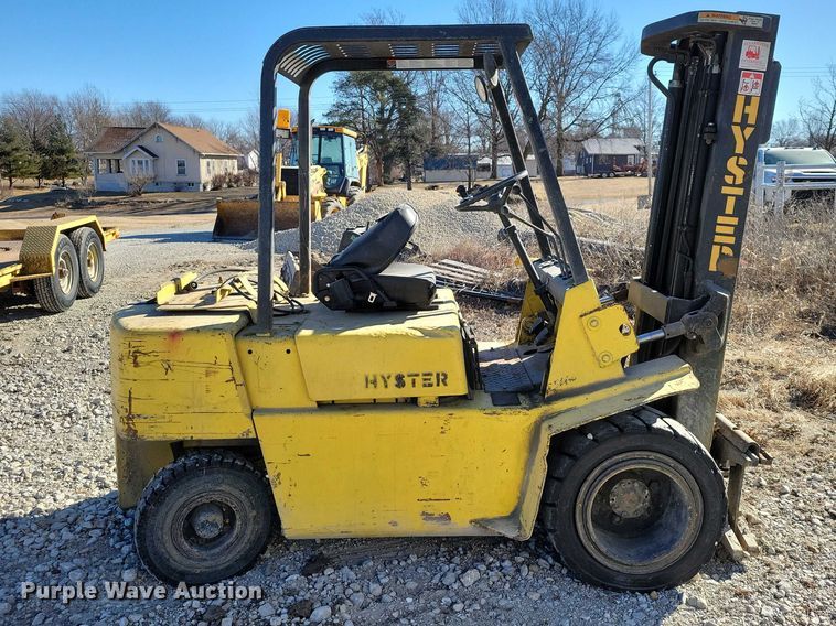 image for item EA2871 Hyster H50XL forklift