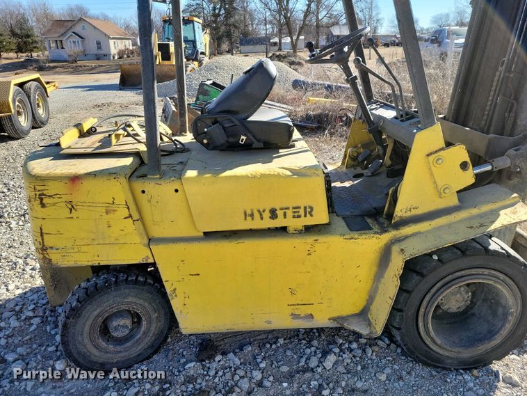 image for item EA2871 Hyster H50XL forklift