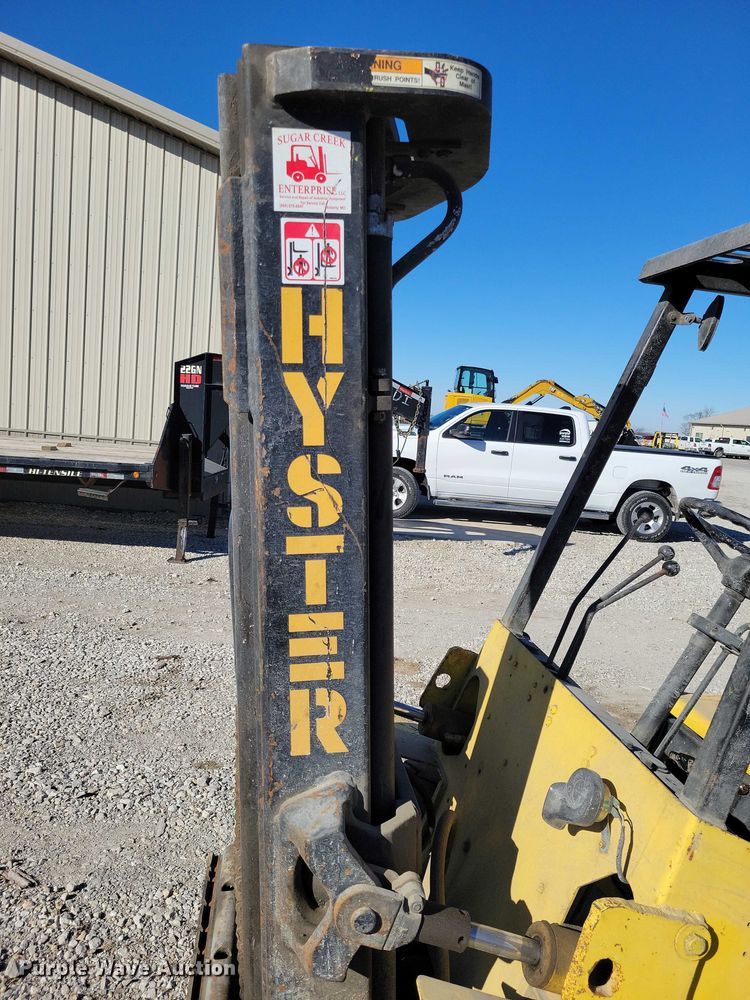 image for item EA2871 Hyster H50XL forklift