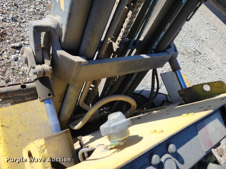 image for item EA2871 Hyster H50XL forklift