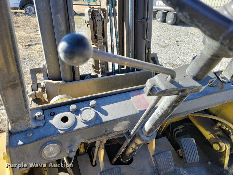 image for item EA2871 Hyster H50XL forklift