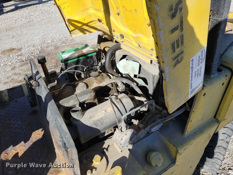 image for item EA2871 Hyster H50XL forklift