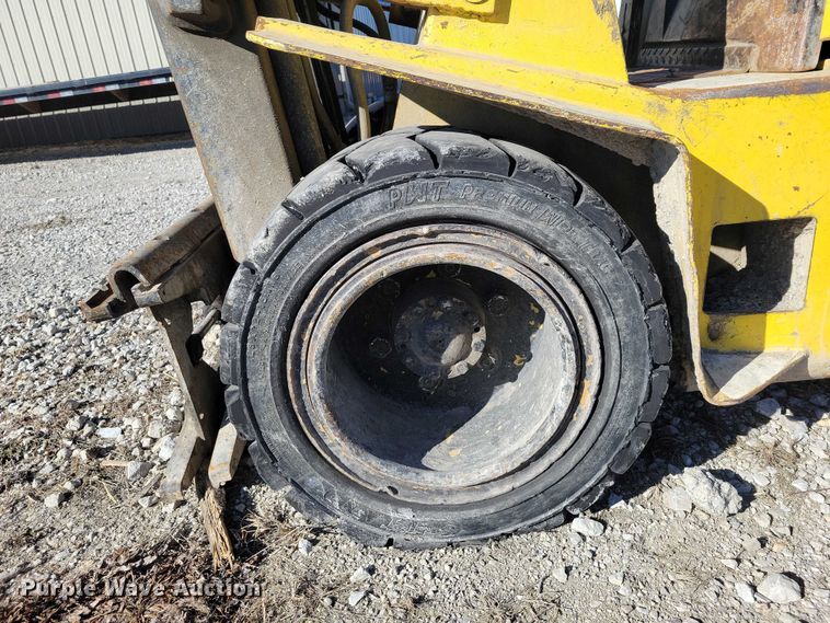 image for item EA2871 Hyster H50XL forklift