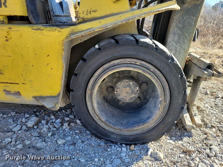 image for item EA2871 Hyster H50XL forklift