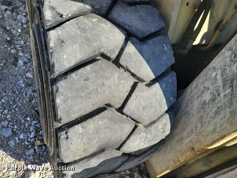 image for item EA2871 Hyster H50XL forklift