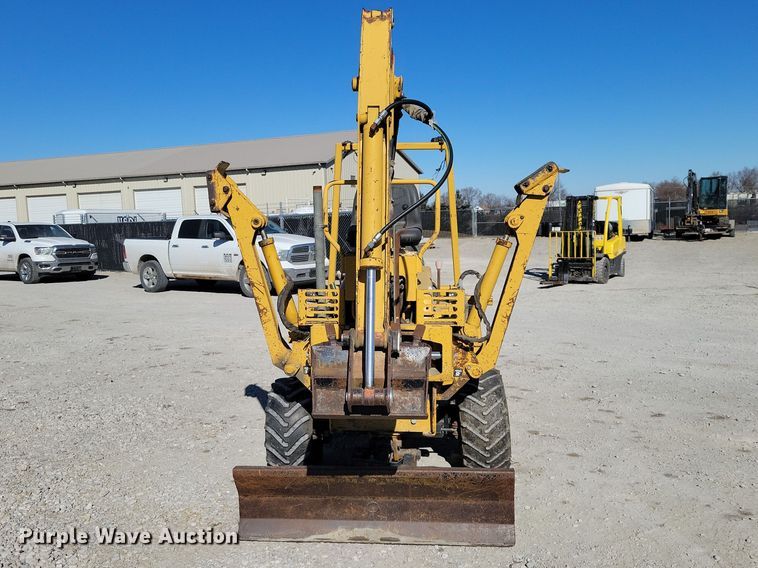 image for item EA2872 1997 Vermeer V-3550A trencher