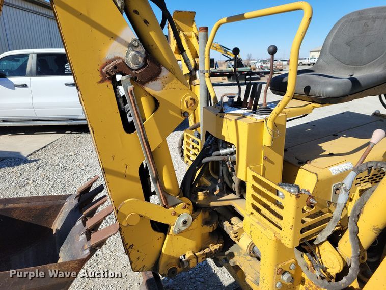 image for item EA2872 1997 Vermeer V-3550A trencher
