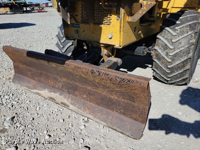 image for item EA2872 1997 Vermeer V-3550A trencher