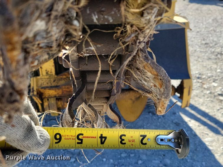 image for item EA2872 1997 Vermeer V-3550A trencher