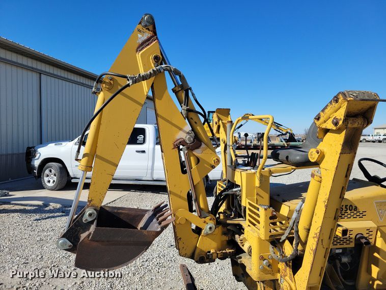 image for item EA2872 1997 Vermeer V-3550A trencher