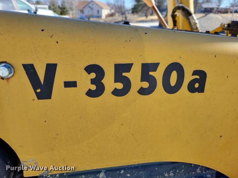 image for item EA2872 1997 Vermeer V-3550A trencher