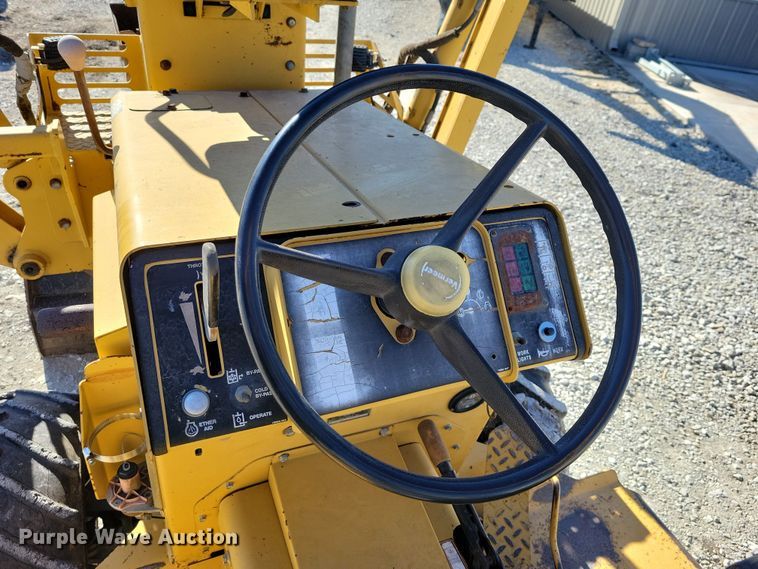 image for item EA2872 1997 Vermeer V-3550A trencher