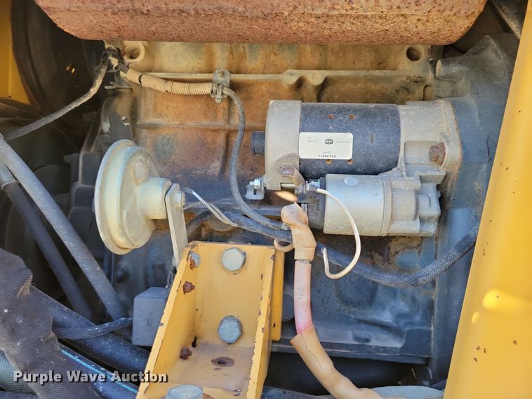 image for item EA2872 1997 Vermeer V-3550A trencher