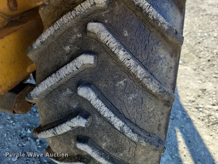 image for item EA2872 1997 Vermeer V-3550A trencher