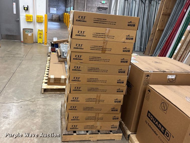 image for item EA4459 (11) light fixtures