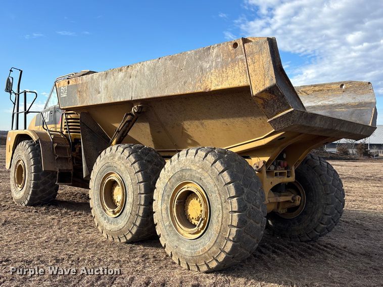 image for item EA4467 2011 Caterpillar 740A articulated haul truck