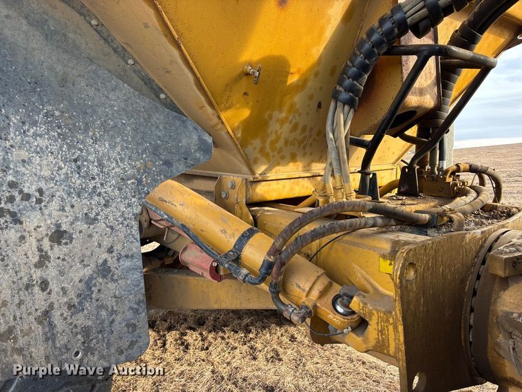 image for item EA4467 2011 Caterpillar 740A articulated haul truck