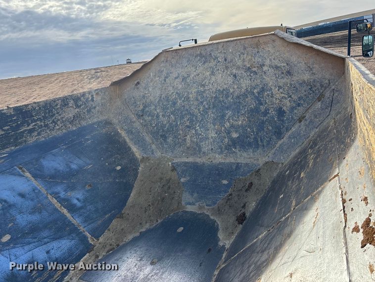 image for item EA4467 2011 Caterpillar 740A articulated haul truck