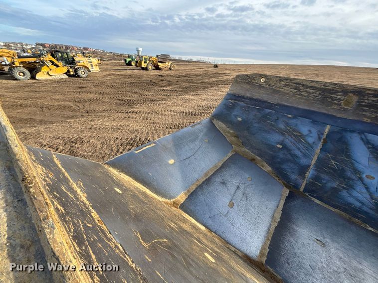 image for item EA4467 2011 Caterpillar 740A articulated haul truck