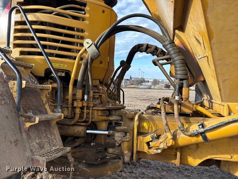 image for item EA4467 2011 Caterpillar 740A articulated haul truck