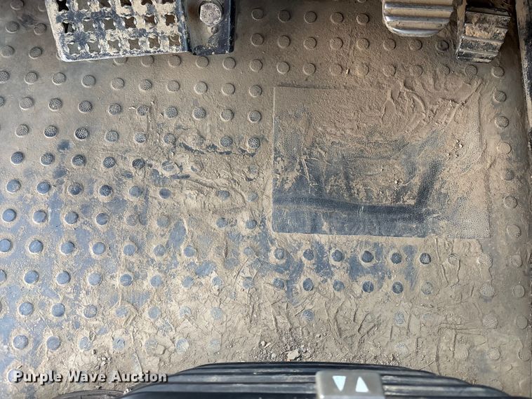 image for item EA4467 2011 Caterpillar 740A articulated haul truck