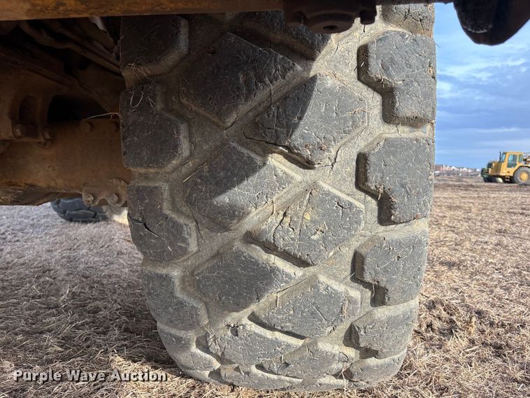 image for item EA4467 2011 Caterpillar 740A articulated haul truck