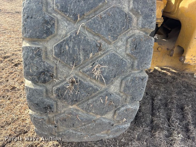 image for item EA4467 2011 Caterpillar 740A articulated haul truck