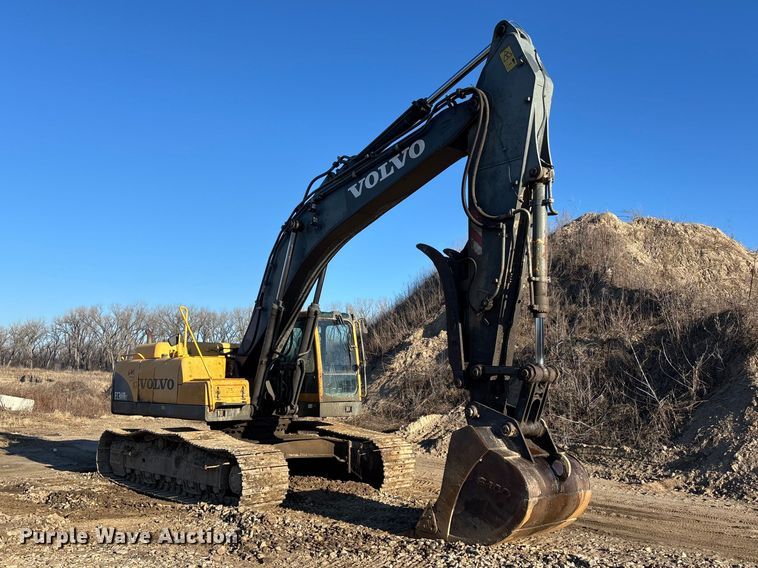 image for item EA4468 2007 Volvo EC360B LC excavator