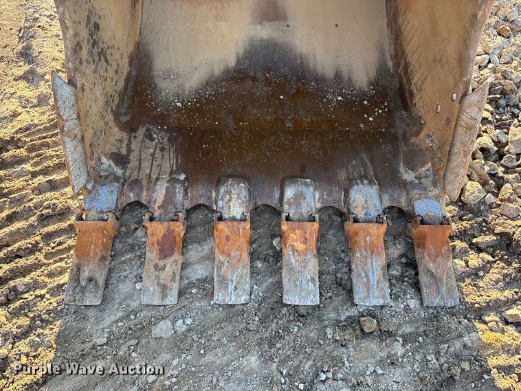 image for item EA4468 2007 Volvo EC360B LC excavator