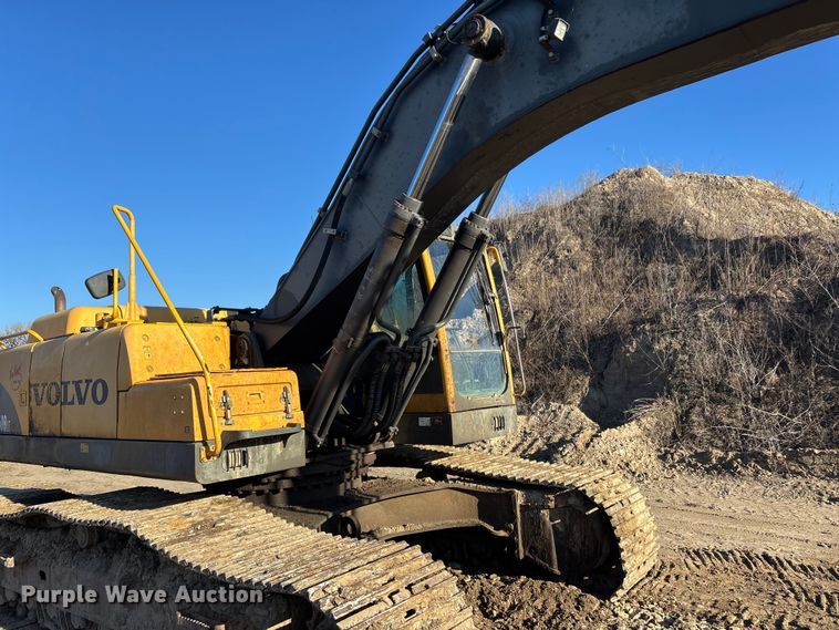 image for item EA4468 2007 Volvo EC360B LC excavator